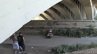 Blonde in serfdom in latex d&period;